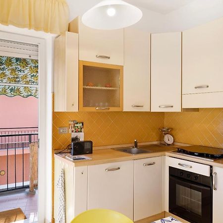 Attico Cielo E Mare Apartment Споторно Екстериор снимка