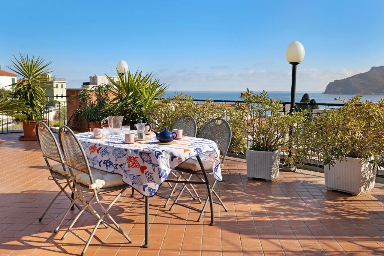 Attico Cielo E Mare Apartment Споторно Екстериор снимка